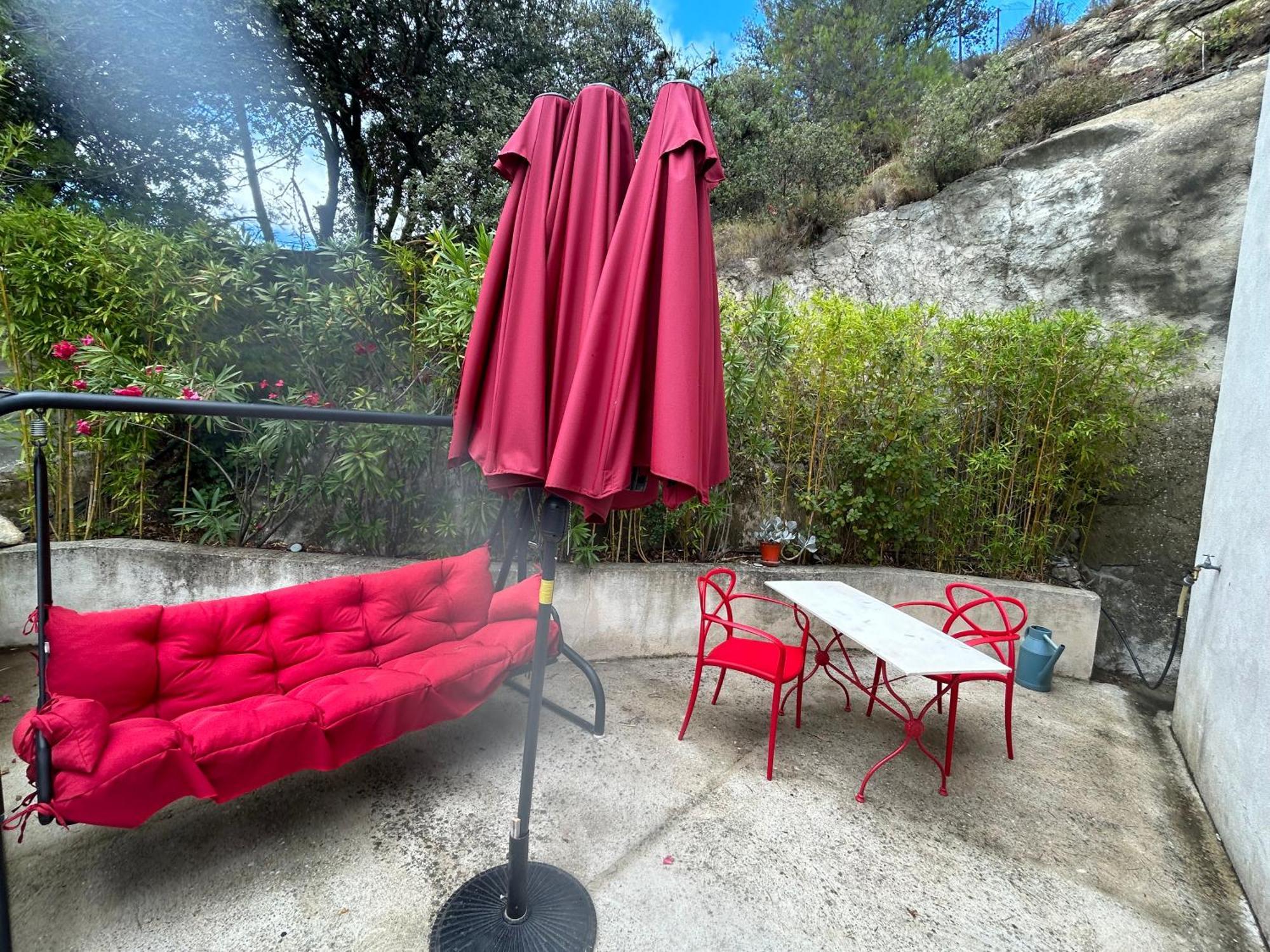 La Bastidonne Maisonnette Entre Luberon Et Sainte Victoire מראה חיצוני תמונה
